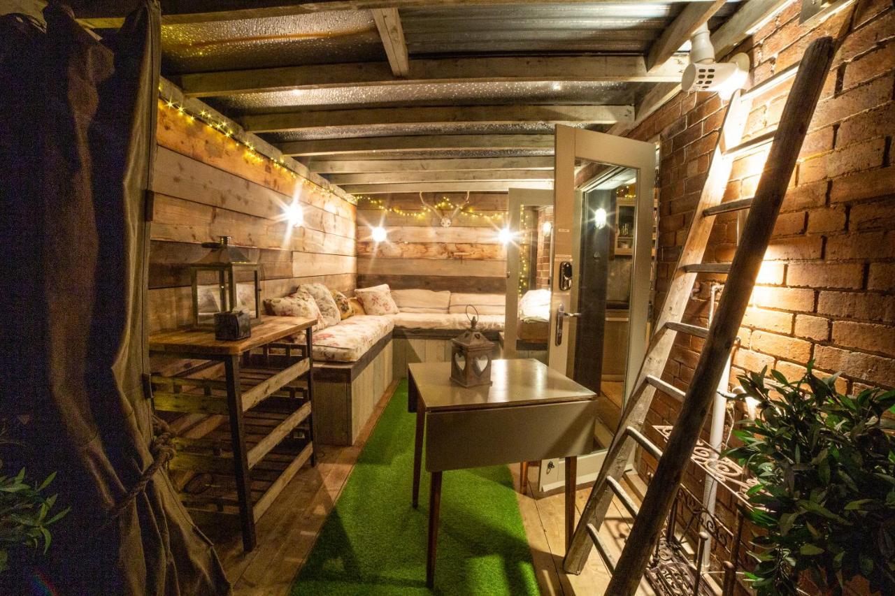 낸트위치 The Cowshed At Cheshire Boutique Barns 빌라 외부 사진